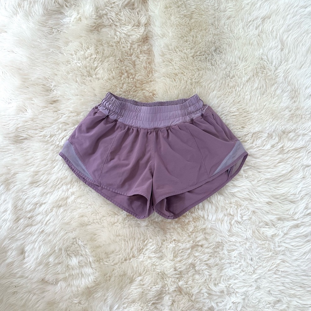 Lululemon Hotty Hot Short II *2.5" two toned purple and pink size 2